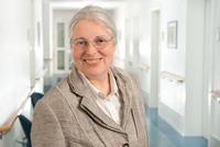 Dr. med. Barbara Elkeles, Ärztliche Direktorin der Klinik Maria Frieden Telgte Dr. med. Barbara Elkeles, Ärztliche Direktorin der Klinik Maria Frieden Telgte