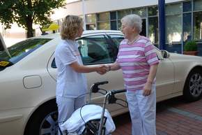 Die Ambulante Rehabilitation in der Klinik Maria Frieden Telgte macht die Patienten wieder für ihr eigenes Zuhause fit Die Ambulante Rehabilitation in der Klinik Maria Frieden Telgte macht die Patienten wieder für ihr eigenes Zuhause fit