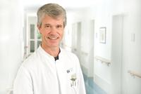 Leitender Oberarzt Siegfried Ostendorf, Facharzt für Innere Medizin/Geriatrie/Physikalische Therapie in der Klinik Maria Frieden Telgte Leitender Oberarzt Siegfried Ostendorf, Facharzt für Innere Medizin/Geriatrie/Physikalische Therapie in der Klinik Maria Frieden Telgte
