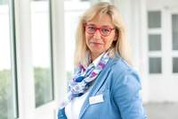 Ingrid Kölker, Sozialdienst